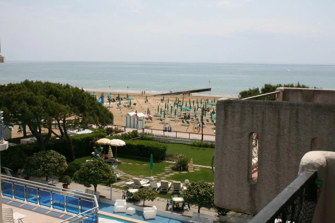 Residence El Palmar Da Colla Lido di Jesolo Apartment