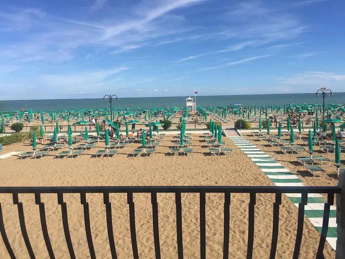 Residence El Palmar Da Colla Lido di Jesolo 0*,  Italy